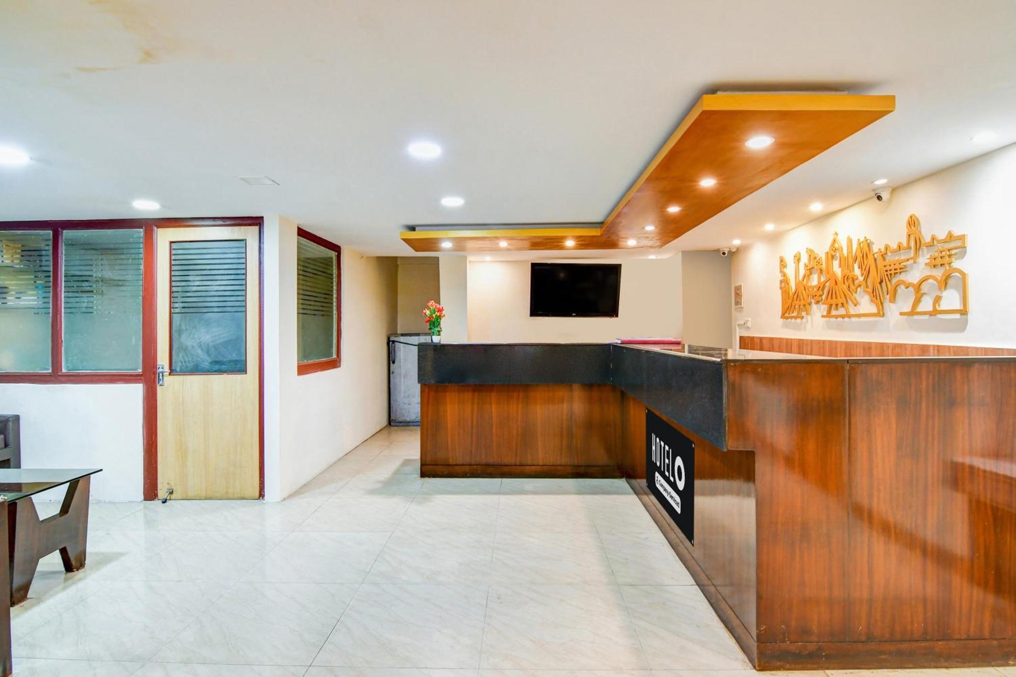 Super Hotel O Sarat Bose Road Formerly Shree Guest House Calcutta Exterior foto
